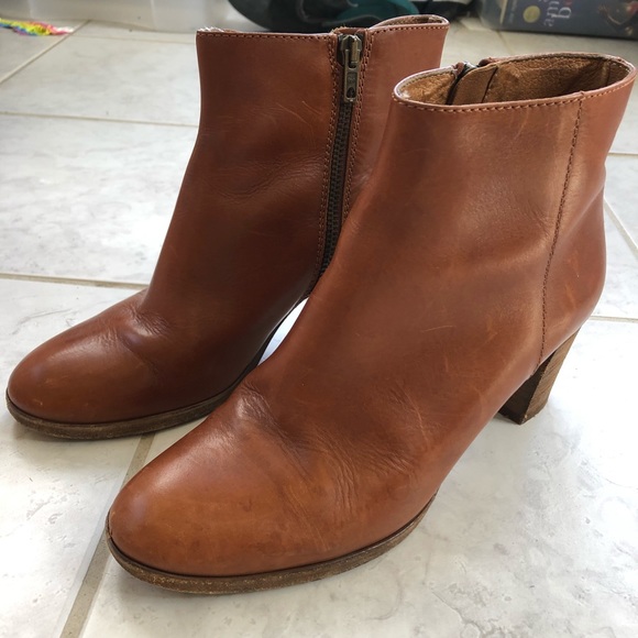 J. Crew Shoes - J. Crew Aggie Chestnut Brown Leather Boots Booties